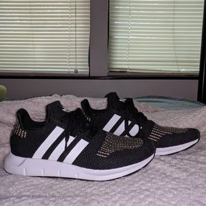 Adidas Original Tennis Shoes